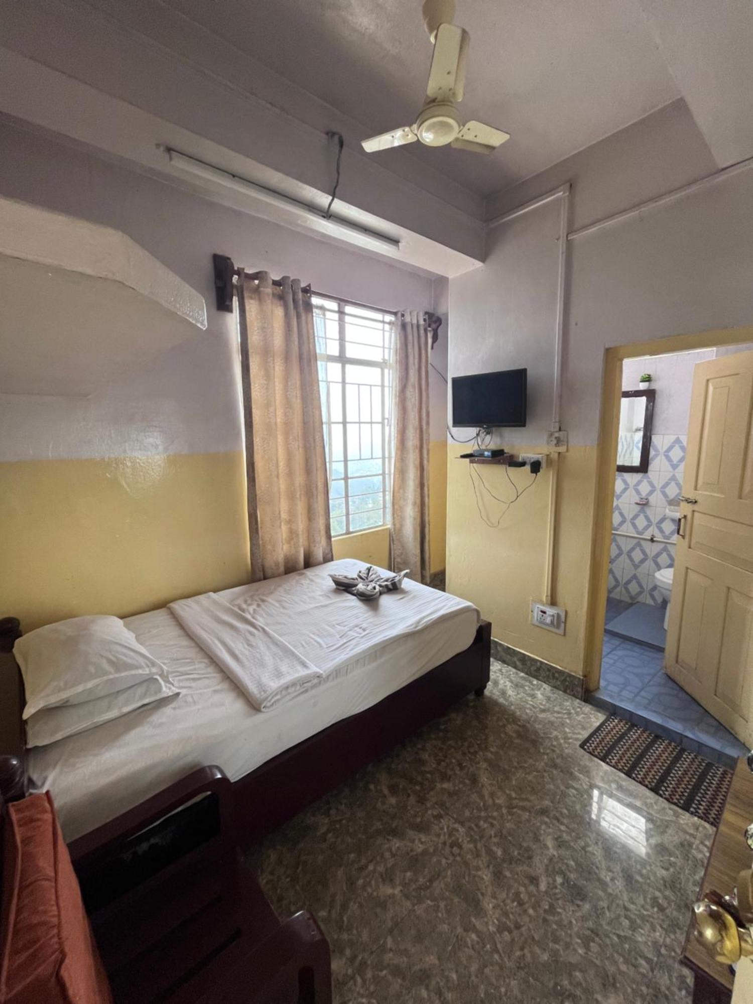 Jn Hotel Kohima Exterior photo